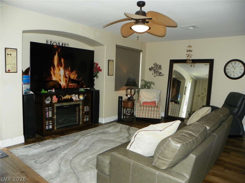 Photo 25 of 37, 6233 Ordaz Avenue #103