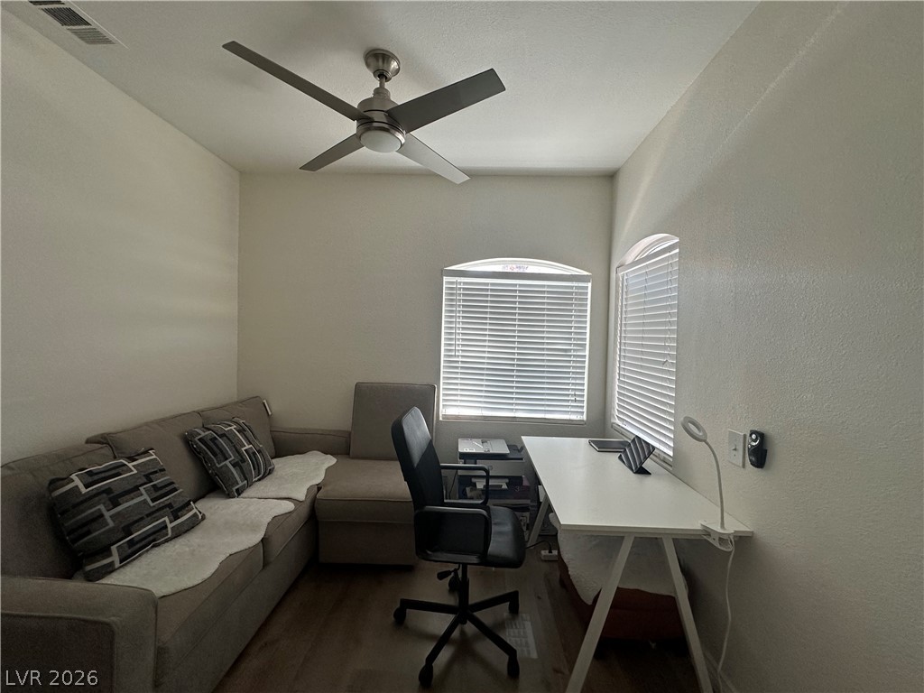 Photo 2 of 5415 W Harmon Avenue #1056
