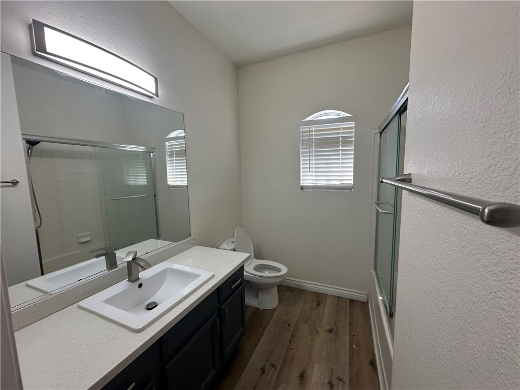 Photo 5 of 5415 W Harmon Avenue #1056