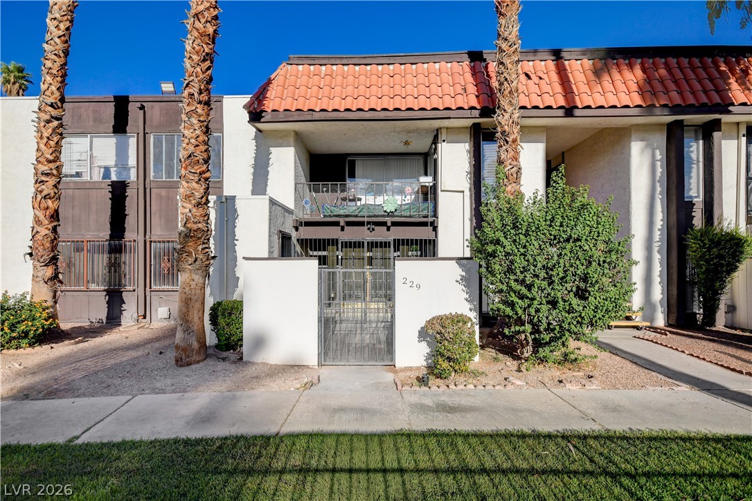 Photo 3 of 1405 Vegas Valley Drive #229