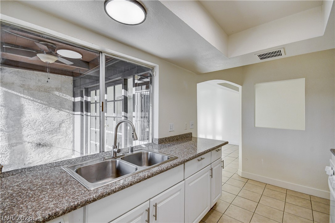 Photo 12 of 26, 1405 Vegas Valley Drive #229