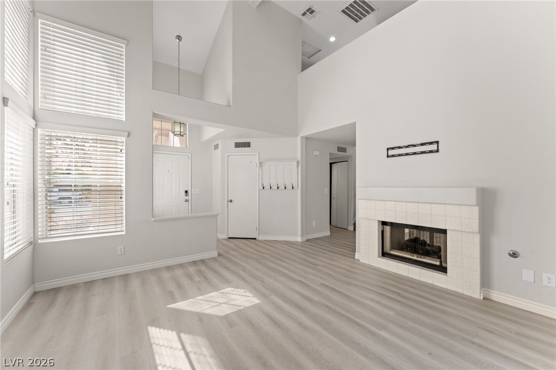 Photo 5 of 310 Windmere Street