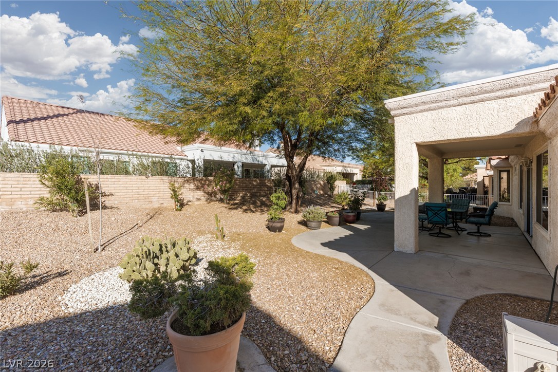 Photo 22 of 23, 2409 Desert Sands Drive