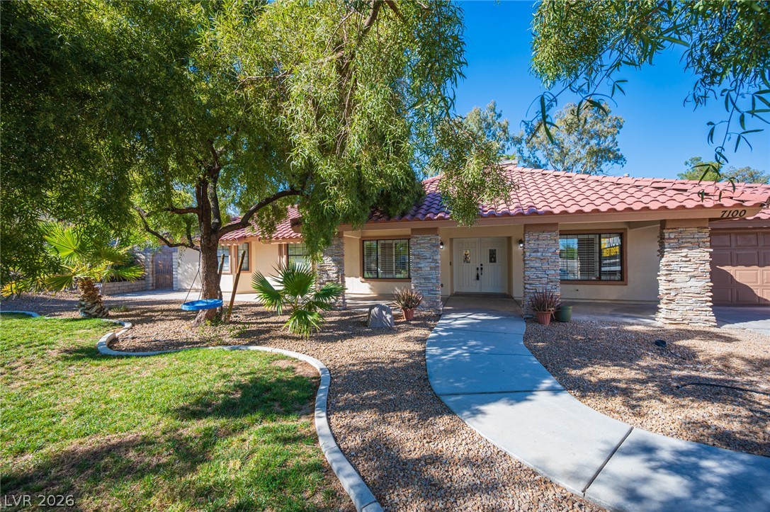 7100 King Solomons Court, Las Vegas 89117
