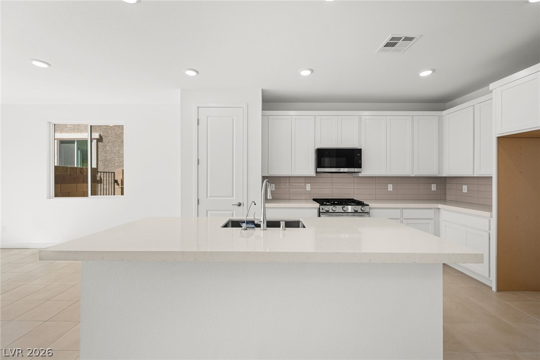 Photo 7 of 22, 8575 Balfour Meadows Avenue