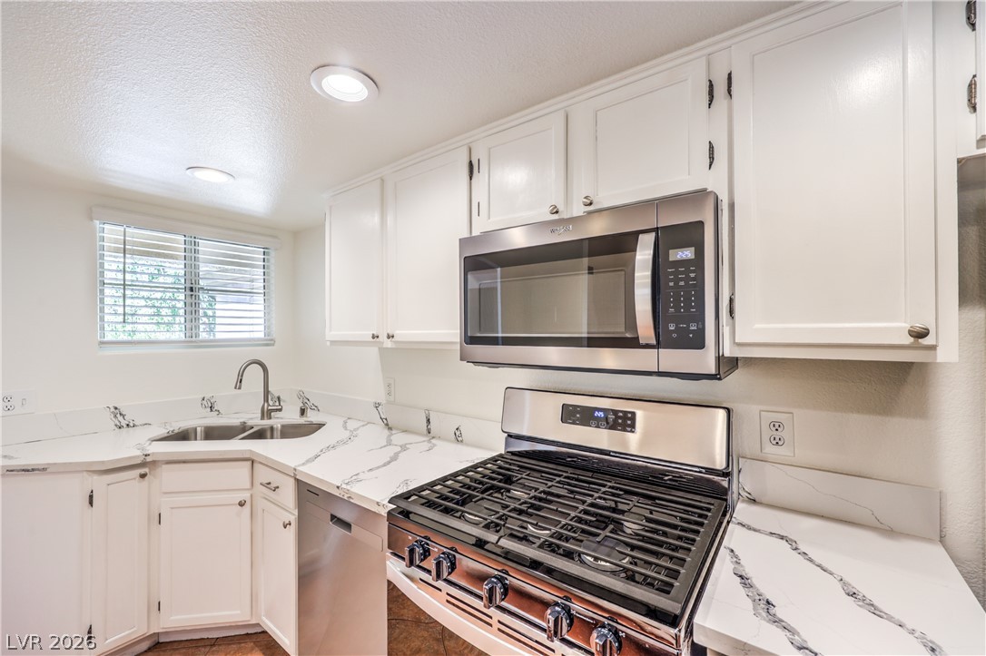 Photo 10 of 30, 7400 W Flamingo Road #2051