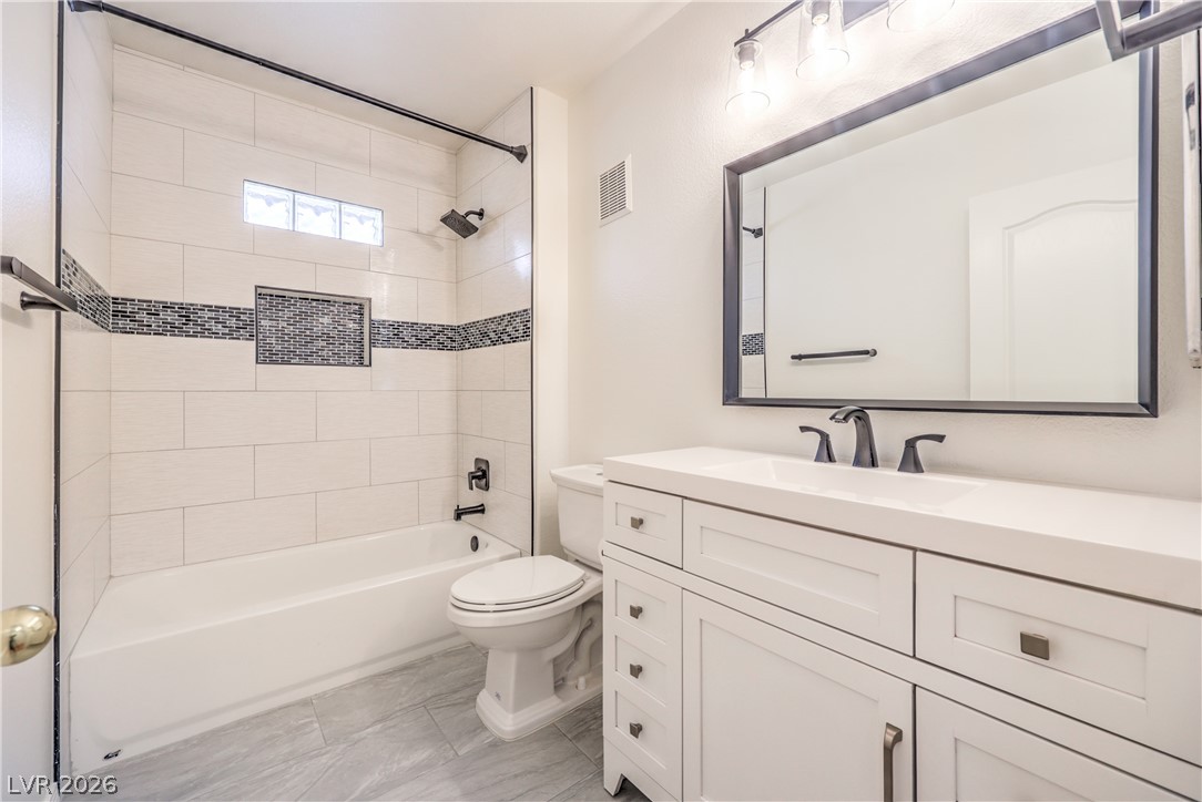 Photo 22 of 30, 7400 W Flamingo Road #2051