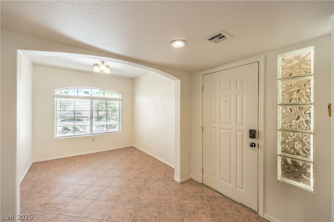 Photo 11 of 30, 7400 W Flamingo Road #2051