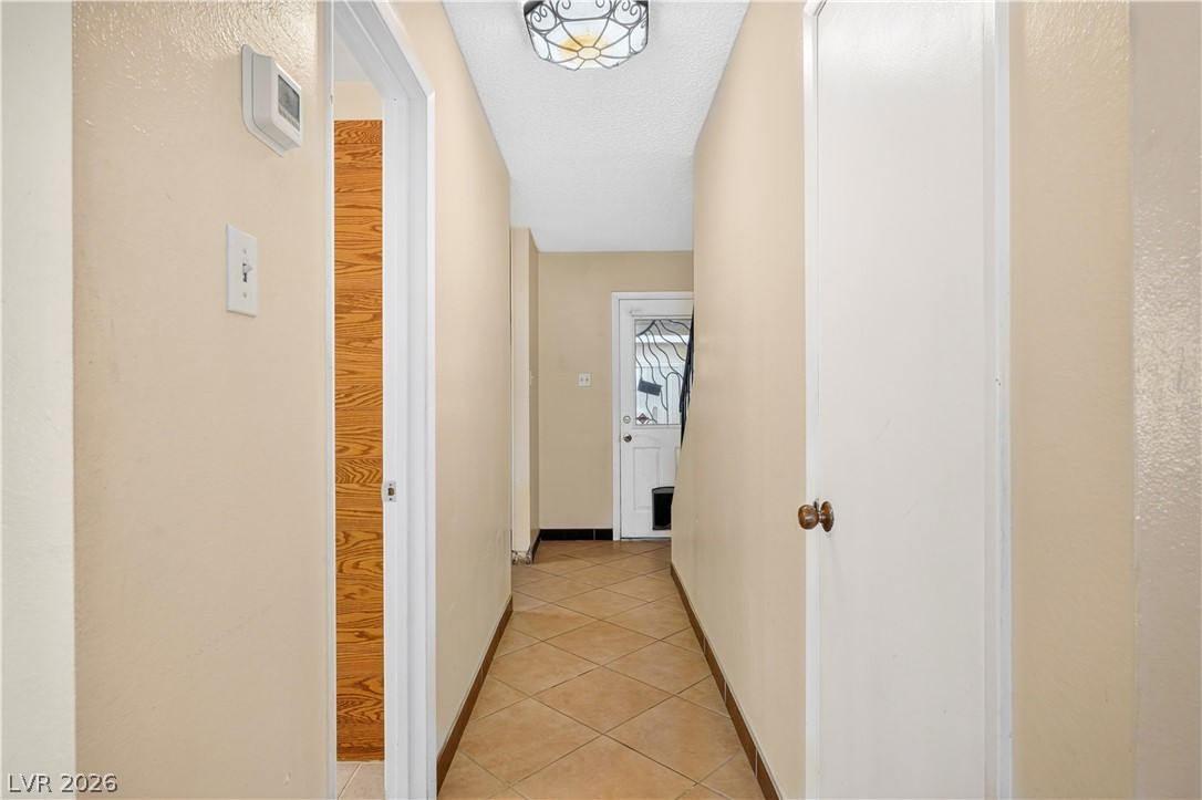 Photo 9 of 28, 185 Pecos Way #6