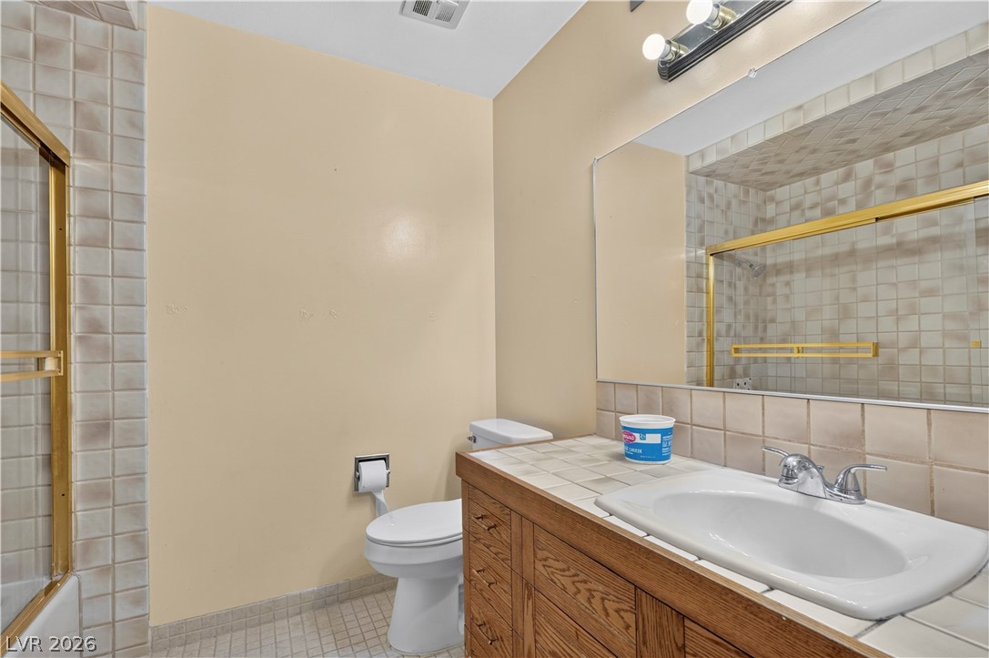 Photo 18 of 28, 185 Pecos Way #6
