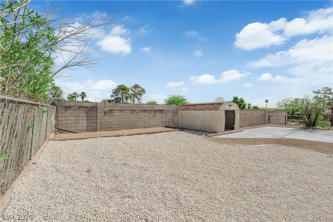 Photo 32 of 33, 6324 Vista Verde