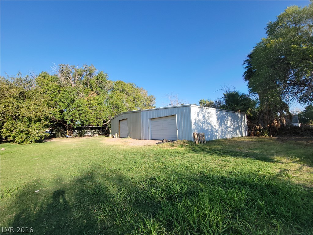 Photo 7 of 42, 220 S Andersen Street