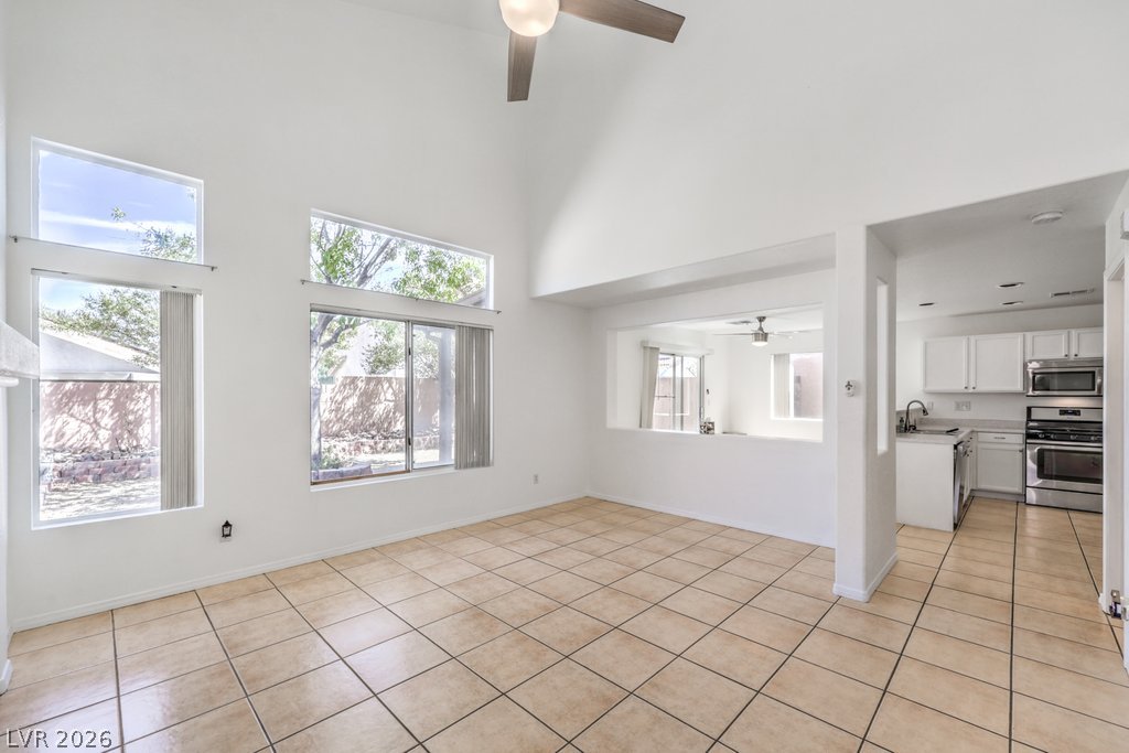 Photo 3 of 6112 Shallow Springs Street
