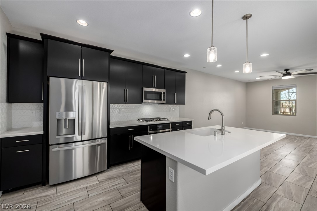Photo 9 of 36, 12 Kimberlite Drive