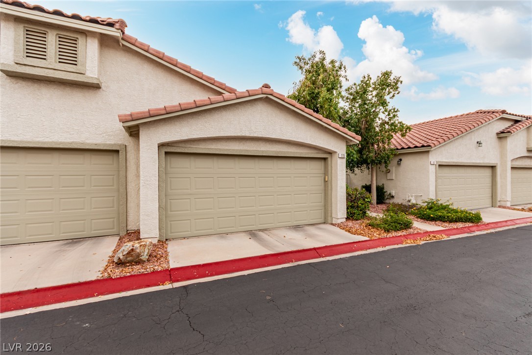 Photo 33 of 35, 115 Tapatio Street