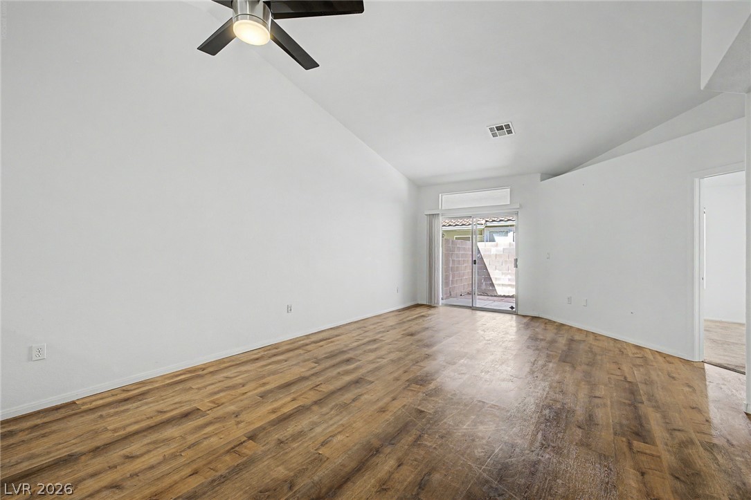 Photo 7 of 35, 115 Tapatio Street