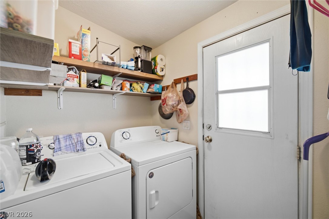 Photo 23 of 41, 1931 W Carrol Street