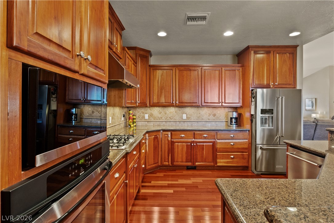 Photo 9 of 56, 201 W Delamar Drive
