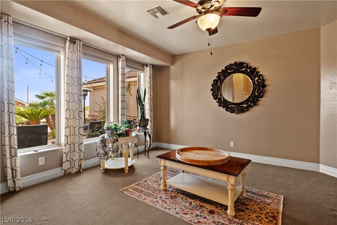 Photo 4 of 201 W Delamar Drive