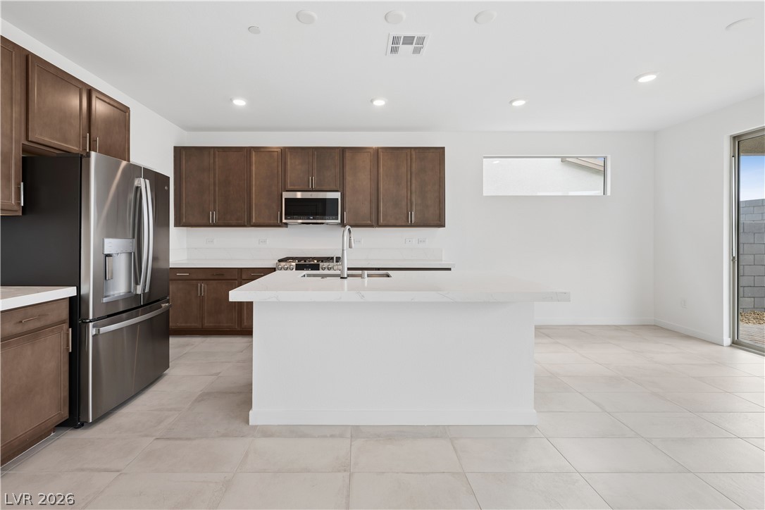 Photo 4 of 10457 Mountain Aster Avenue
