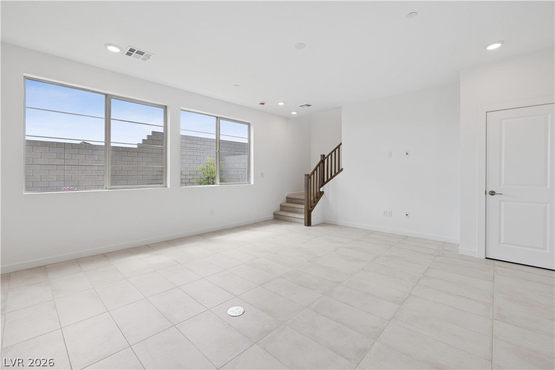 Photo 7 of 18, 10457 Mountain Aster Avenue
