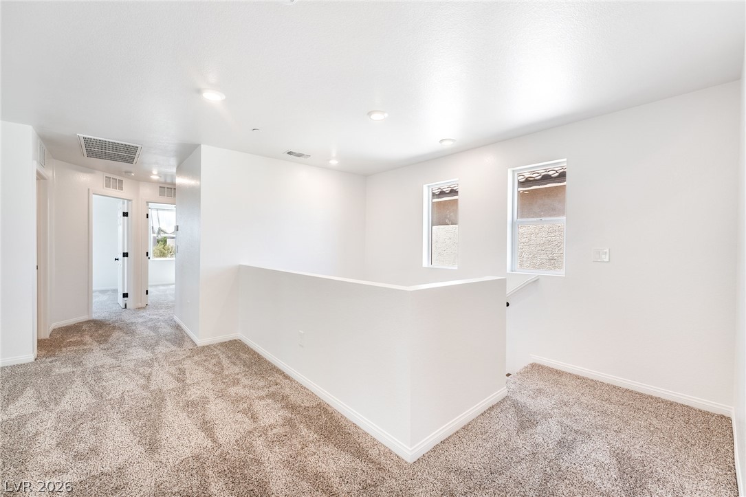 Photo 18 of 46, 9336 Langley Avenue