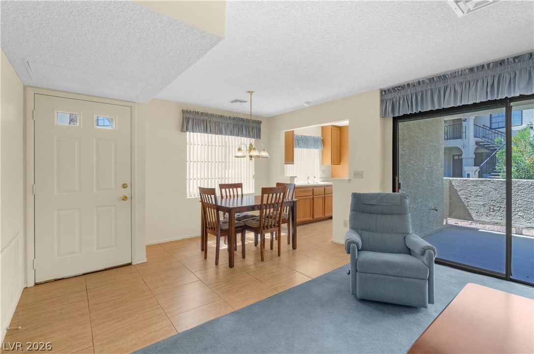 Photo 6 of 19, 4712 Nara Vista Way #103