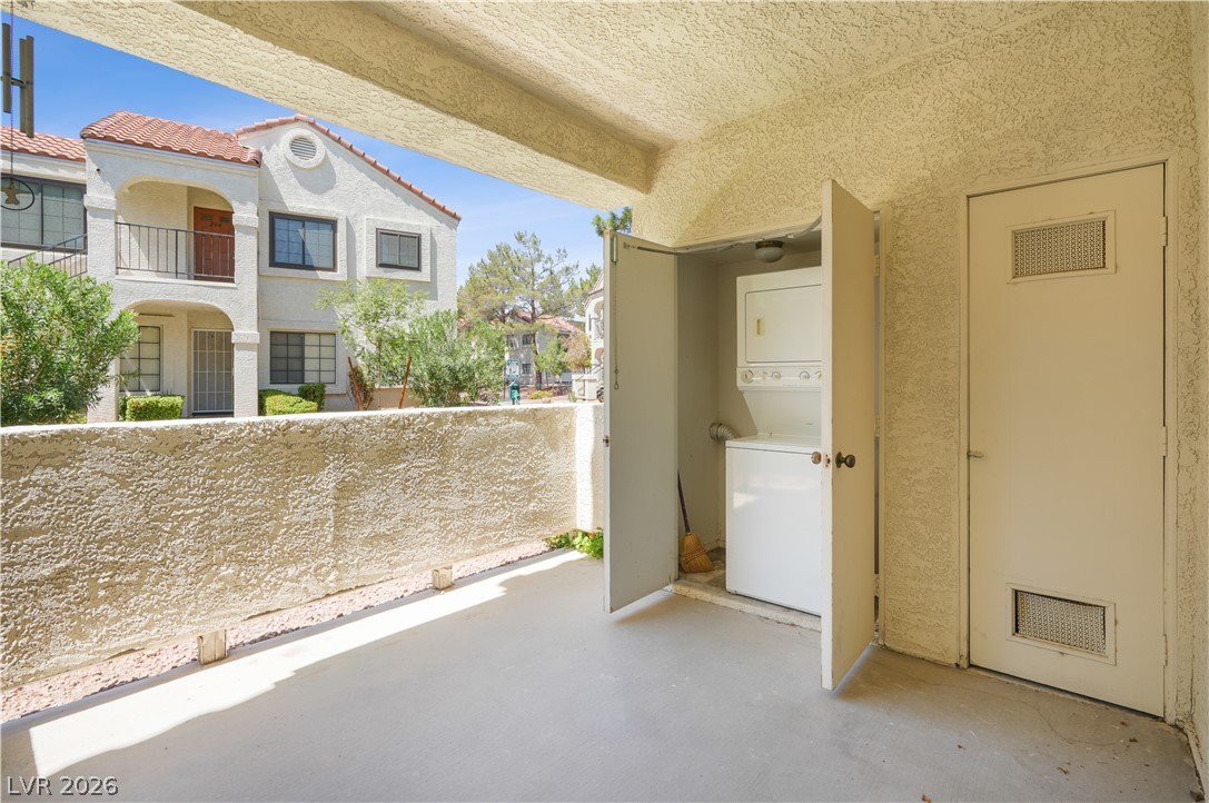 Photo 17 of 19, 4712 Nara Vista Way #103