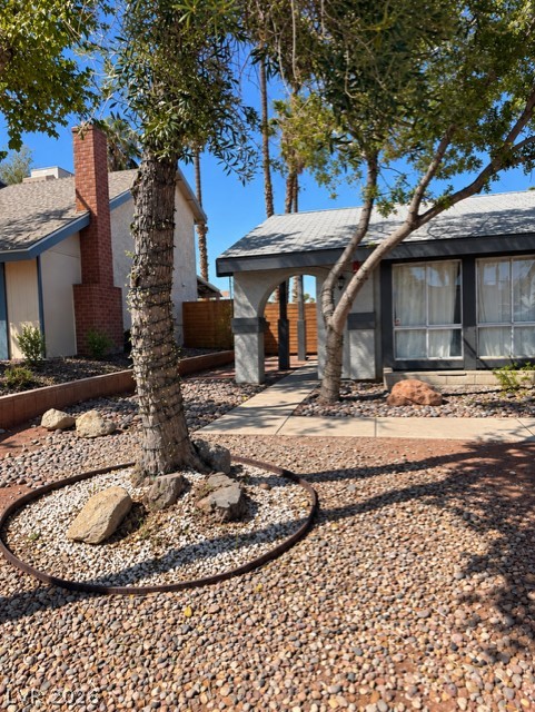 Photo 5 of 4490 Margarete Avenue