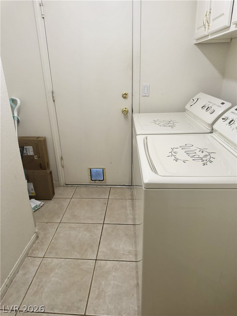 Photo 38 of 43, 8609 W Gilmore Avenue
