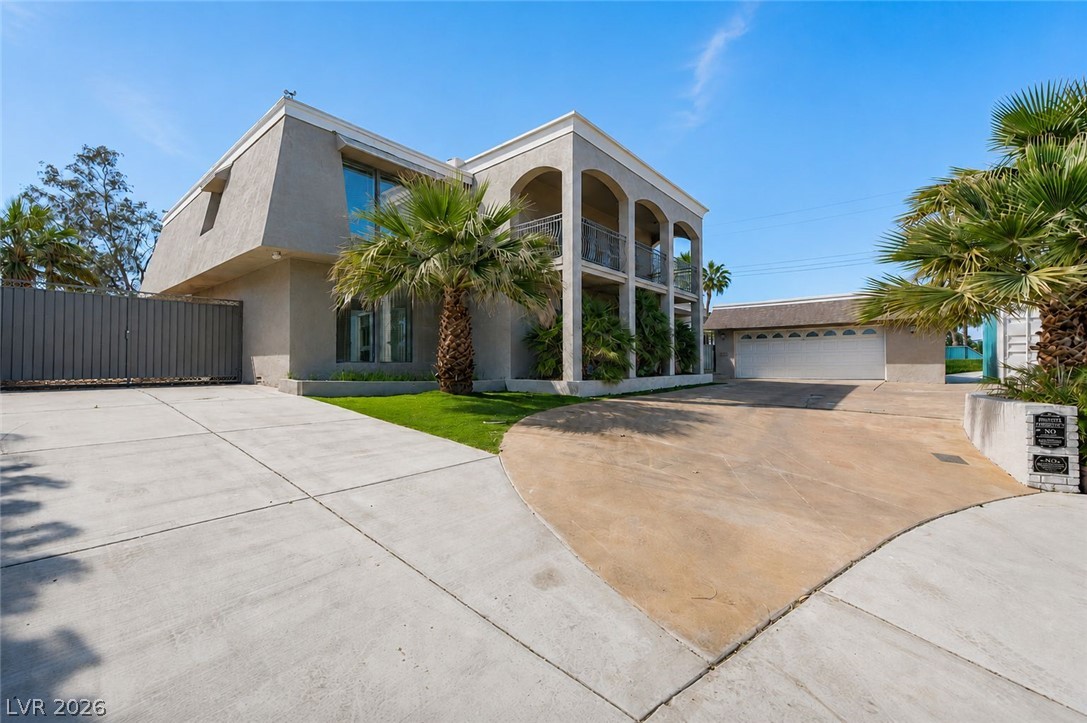Photo 2 of 1400 Maria Elena Drive