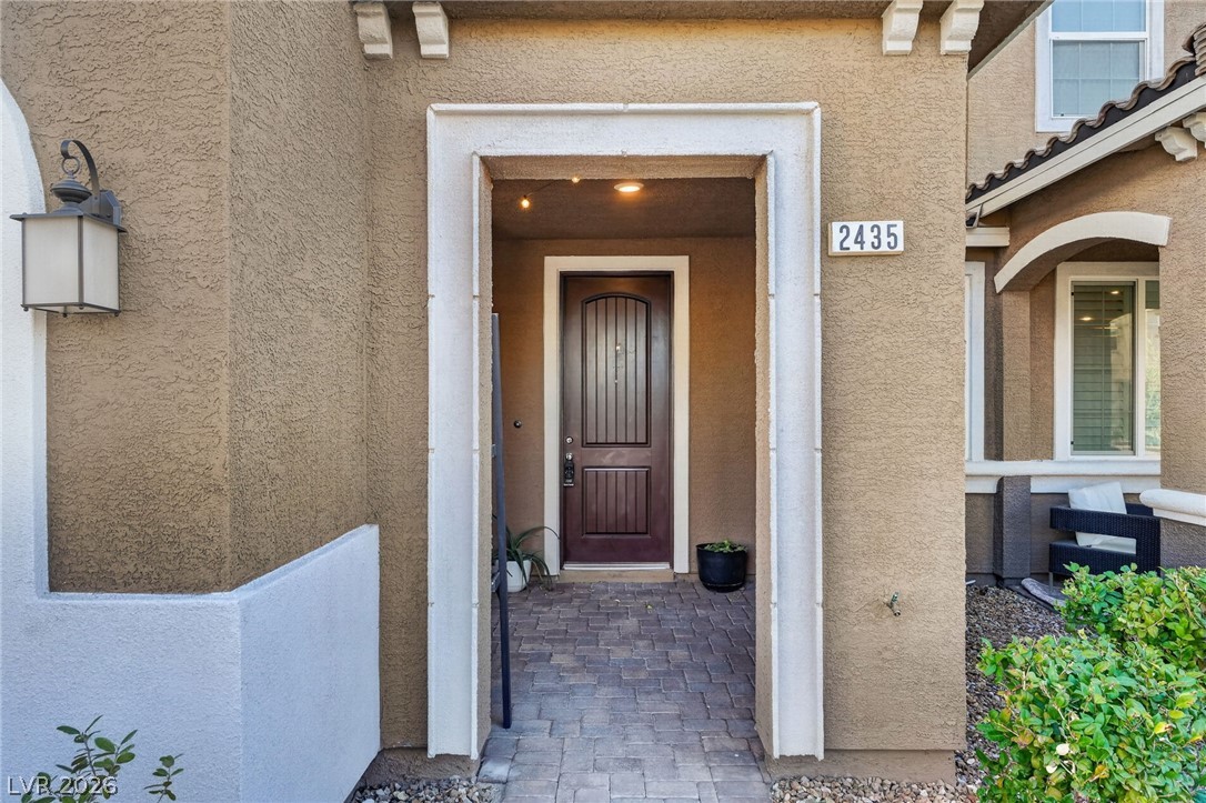 Photo 3 of 2435 Bellinzona Place
