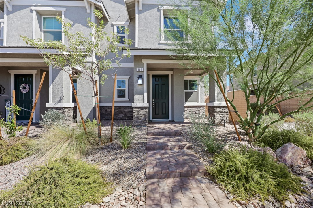 892 Cottonwood Hill Place, Henderson 89011