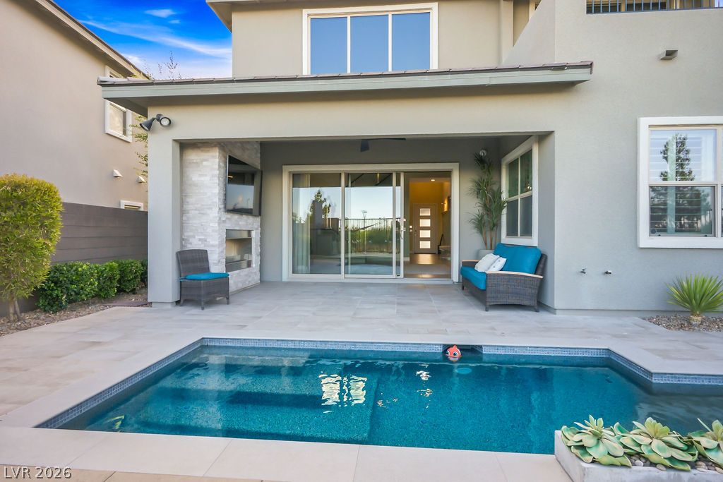 Photo 57 of 82, 308 Gandara Street