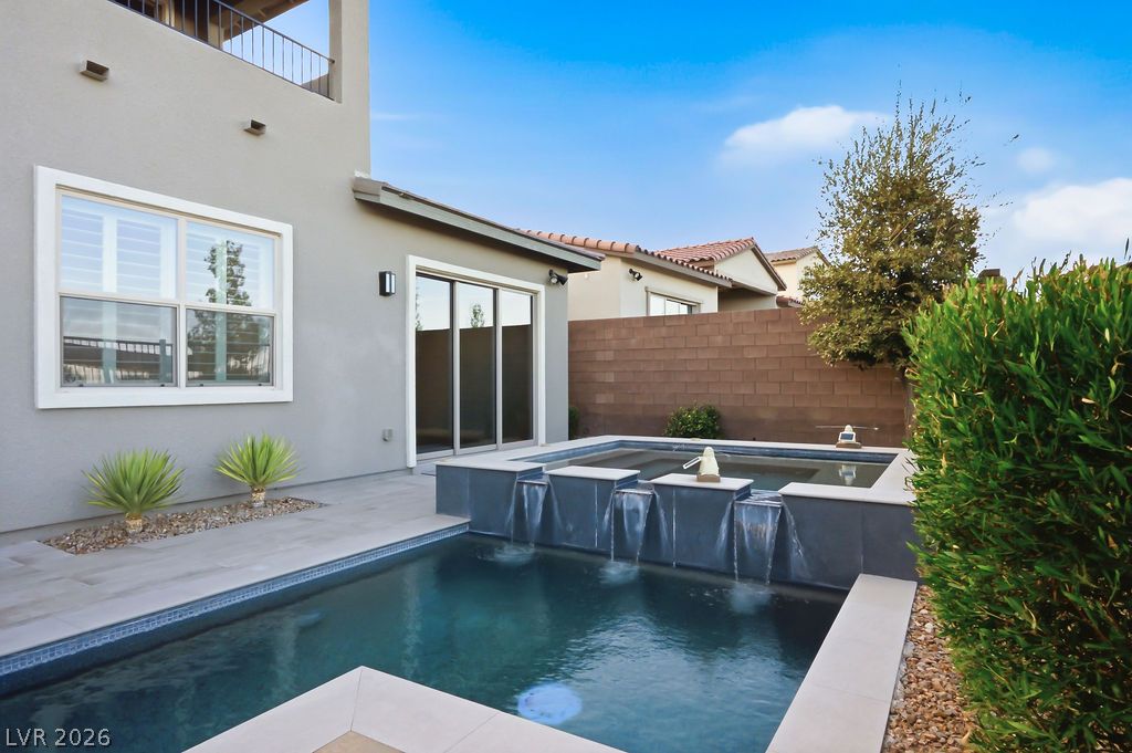Photo 53 of 82, 308 Gandara Street