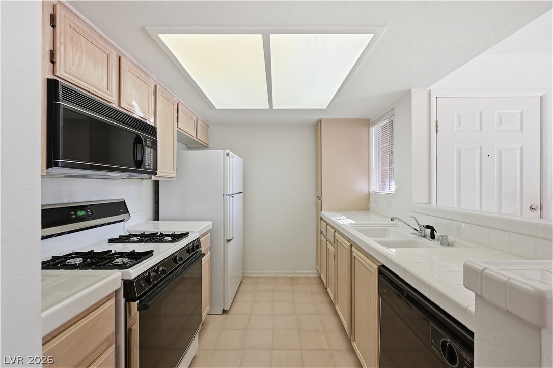 Photo 5 of 1908 Rio Canyon Court #206