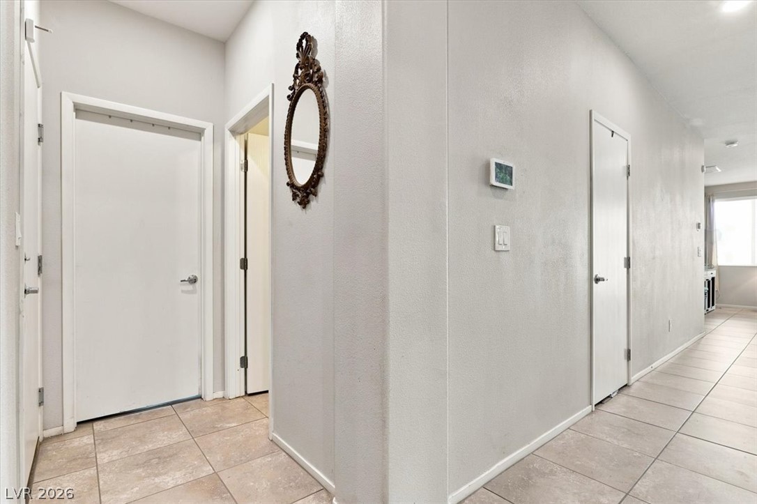 Photo 15 of 32, 2128 Del Aqua Avenue