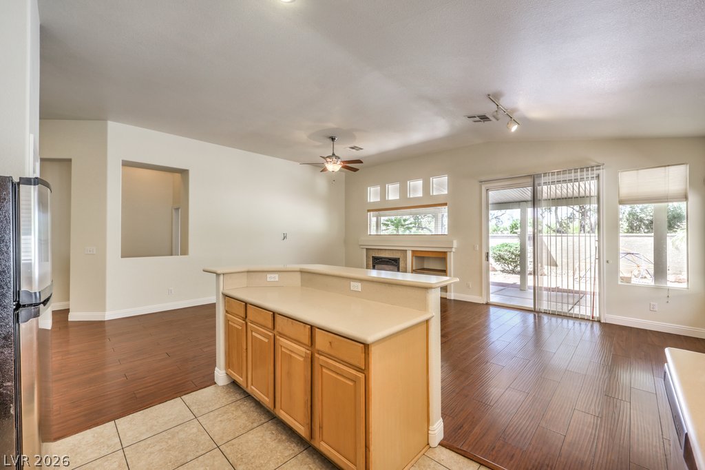 Photo 16 of 39, 3034 Paseo Hills Way