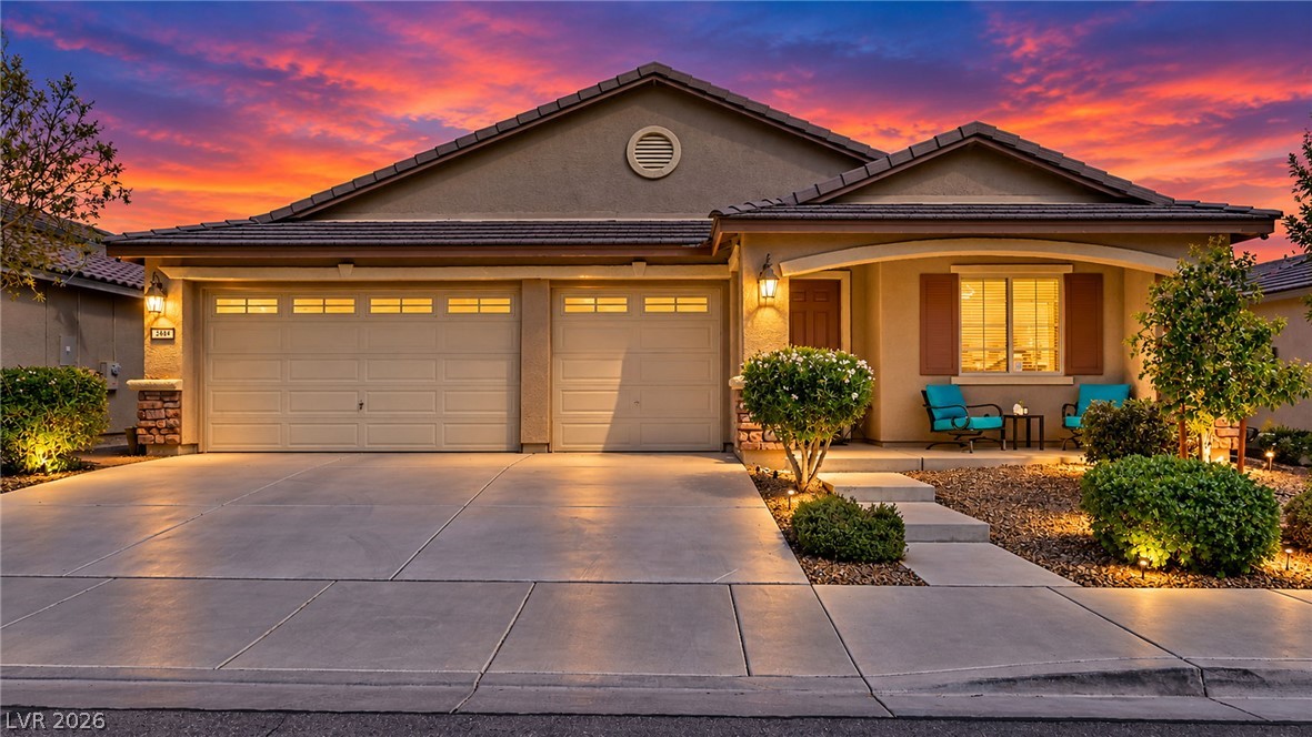 348 Summit Shadow Street, Henderson 89015