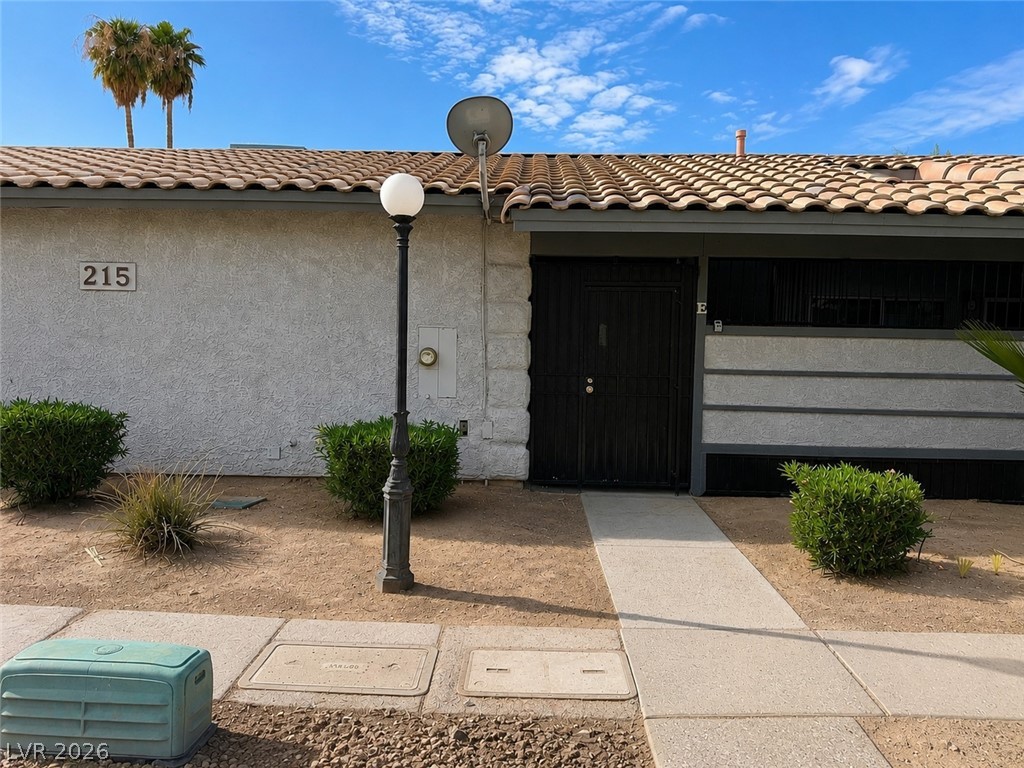 215 N Lamb Boulevard #E, Las Vegas 89110