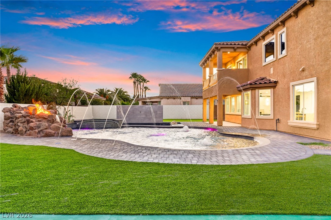 6351 Abacus Farms Court, Las Vegas 89131