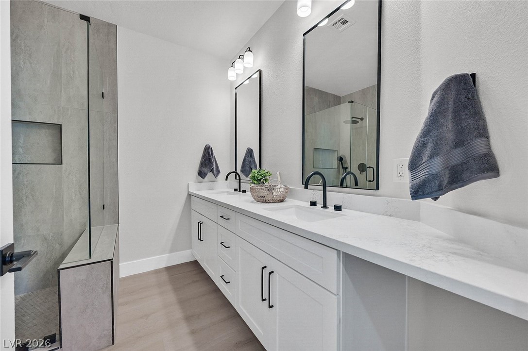 Photo 17 of 26, 1610 Sandecker Court #104