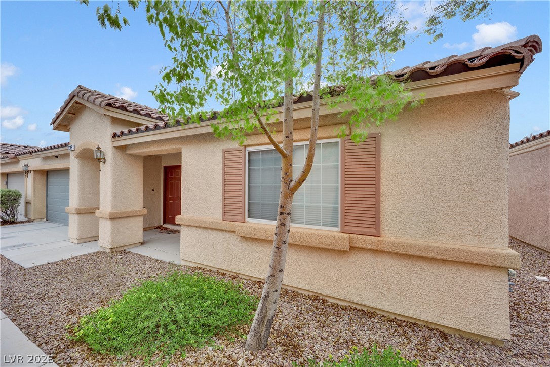 Photo 3 of 9305 Cranesbill Court