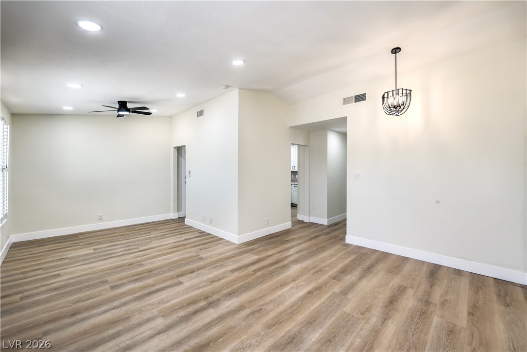 Photo 6 of 33, 4370 Lariat Drive