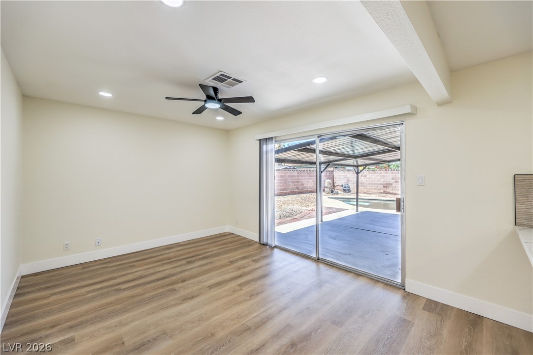 Photo 13 of 33, 4370 Lariat Drive