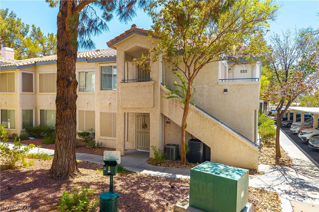 Photo 28 of 30, 3174 Tarpon Drive #102