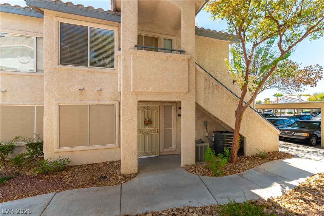 Photo 30 of 30, 3174 Tarpon Drive #102