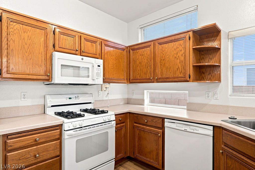 Photo 9 of 38, 7417 Bantam Street