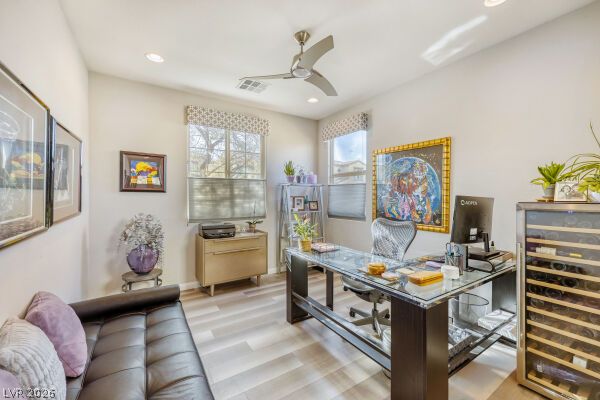 Photo 10 of 40, 492 Norcia Place