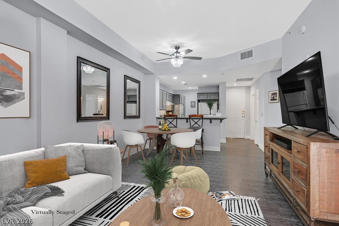 Photo 4 of 59 E Agate Avenue #206
